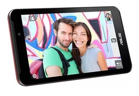 ASUS ZenFone Selfie con due telecamere da 13MP