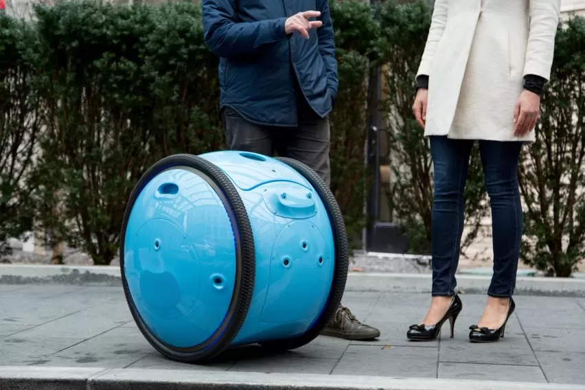 Piaggio Gita, il primo trolley smart